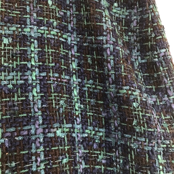 Karl Lagerfeld Buckingham teal boucle suit - Picture 6 of 7